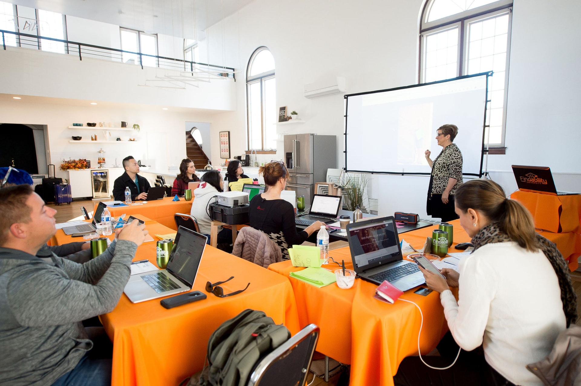 Heather Lutze teaching a live Findability University workshop